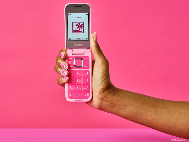 HMD Barbie Phone 128MB